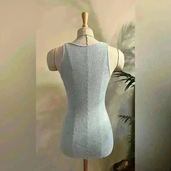 Scoop Stretch Ribbed Shaping Tank Top | Size XS/S | Light Blue Color - Picture 2 of 4